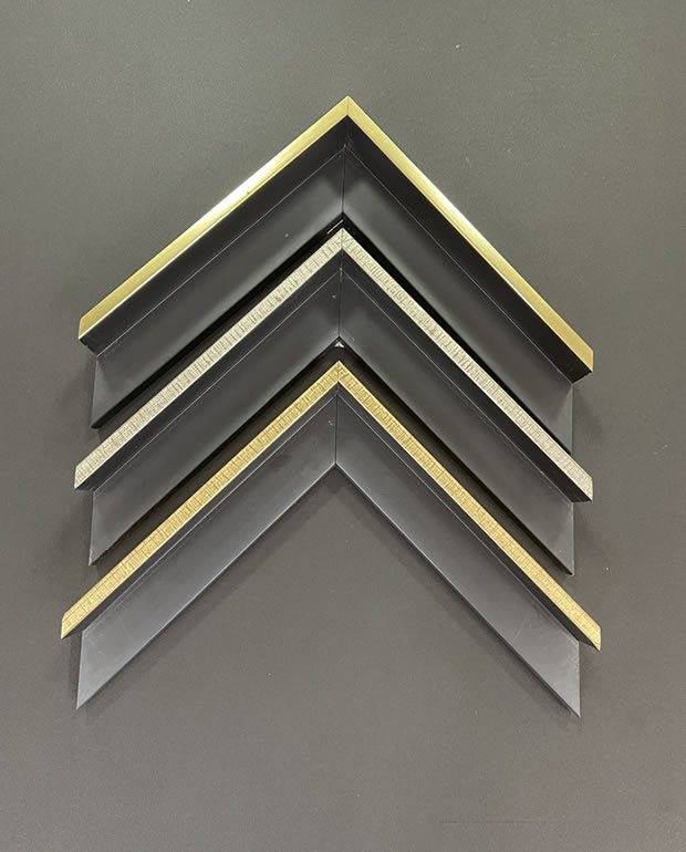 Moldura clásica plateada ornamental ref 05
