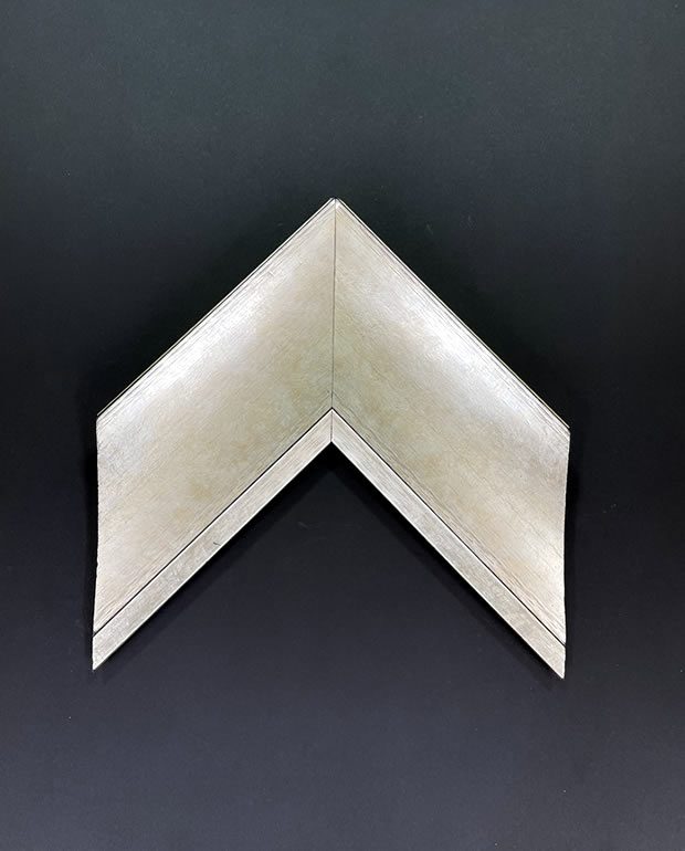 Moldura clásica blanca dorada ornamental ref 07