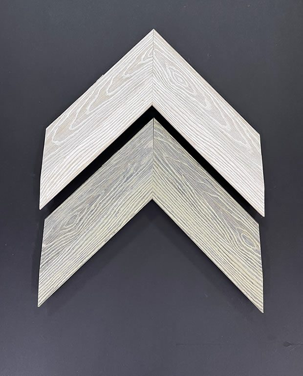 Moldura clásica dorada bronce ref 15